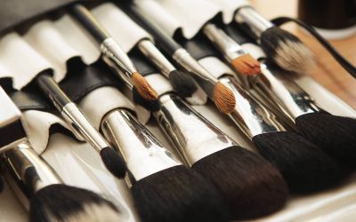 Learn How to Easily Clean Makeup Brushes